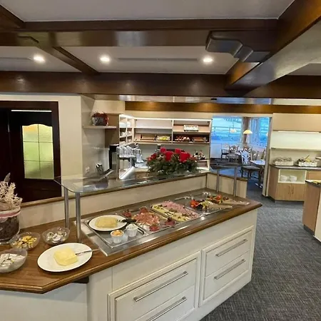 Schi- Und Wanderhotel Berghof