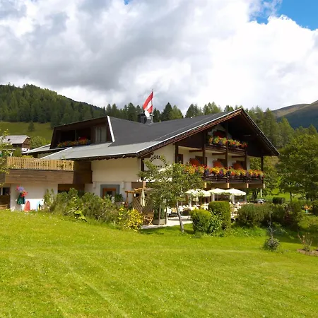 Hotel Schi- Und Wanderhotel Berghof Bad Kleinkirchheim