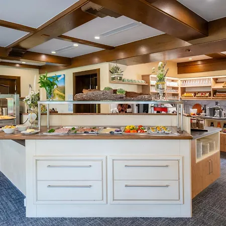 Schi- Und Wanderhotel Berghof Hotel Bad Kleinkirchheim