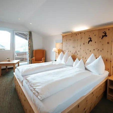 Schi- Und Wanderhotel Berghof 4* Bad Kleinkirchheim