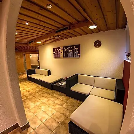 Hotel Schi- Und Wanderhotel Berghof Bad Kleinkirchheim