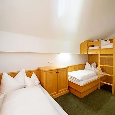 Schi- Und Wanderhotel Berghof Bad Kleinkirchheim