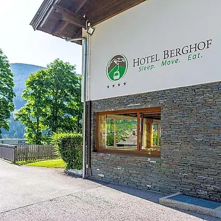Schi- Und Wanderhotel Berghof 4*