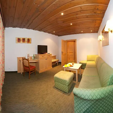 Otel Schi- Und Wanderhotel Berghof