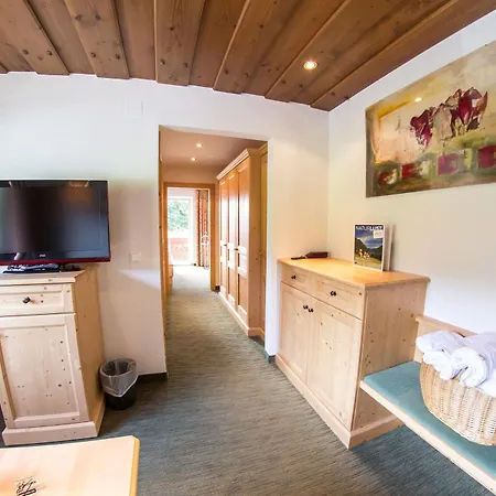 Schi- Und Wanderhotel Berghof Otel 4*