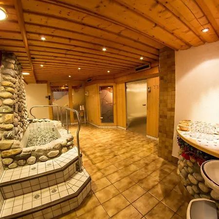 Schi- Und Wanderhotel Berghof Otel Bad Kleinkirchheim