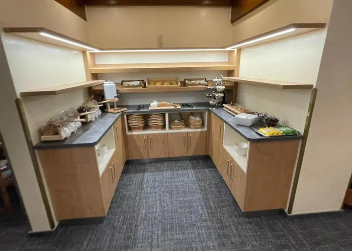 Schi- Und Wanderhotel Berghof Hotel 4*