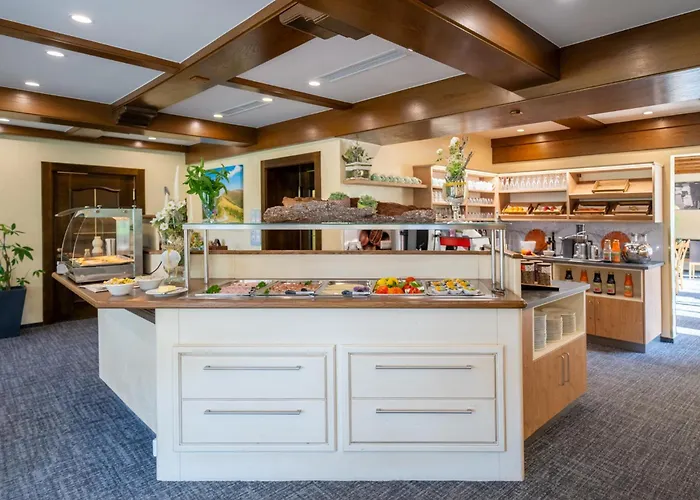 Schi- Und Wanderhotel Berghof Hotel Bad Kleinkirchheim