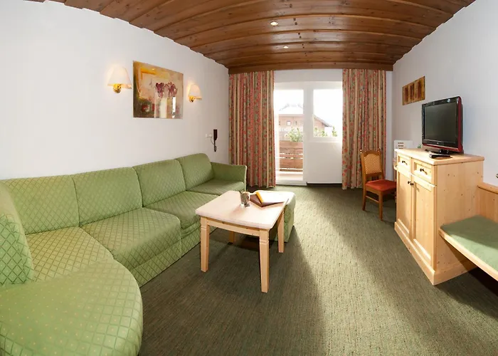 Schi- Und Wanderhotel Berghof Otel