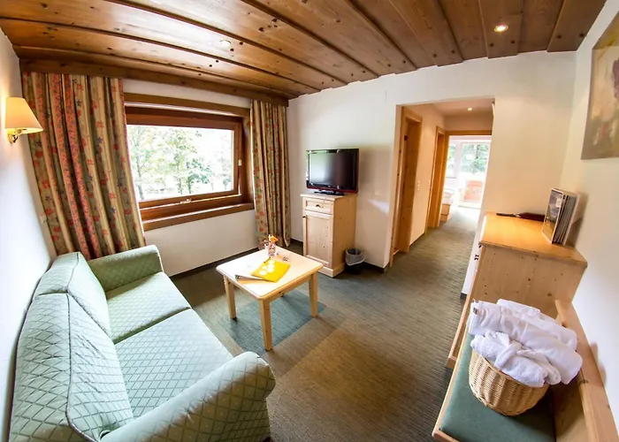 Schi- Und Wanderhotel Berghof Hotel Bad Kleinkirchheim